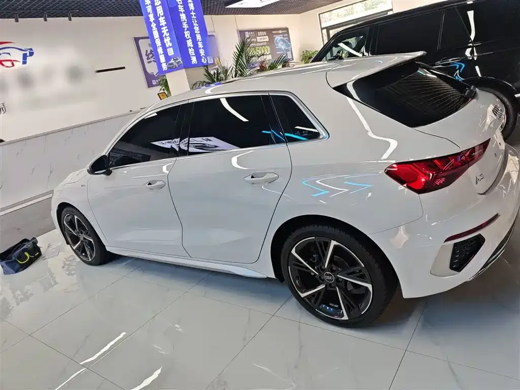 Audi A3 2023 из CN, фото 5