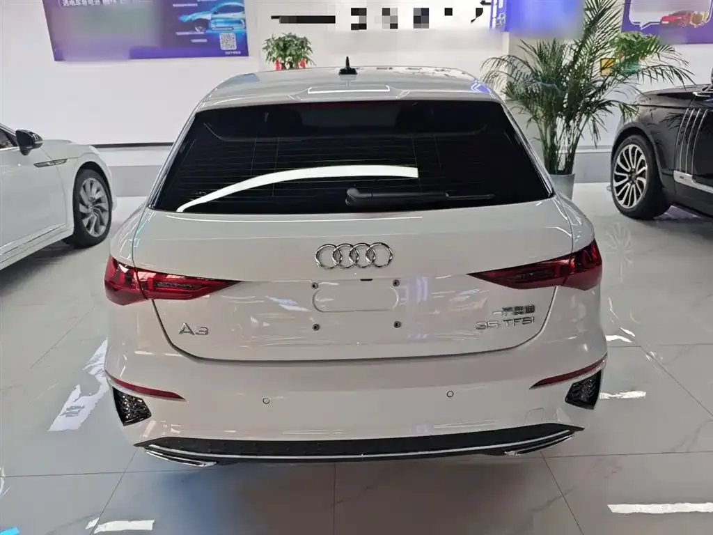 Audi A3 2023 из CN, фото 6