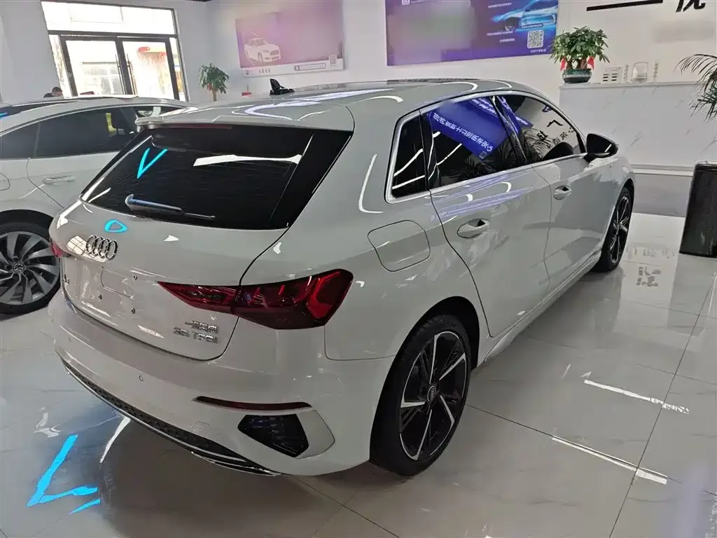 Audi A3 2023 из CN, фото 7