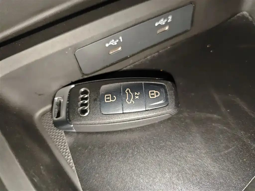 Audi A3 2023 из CN, фото 9