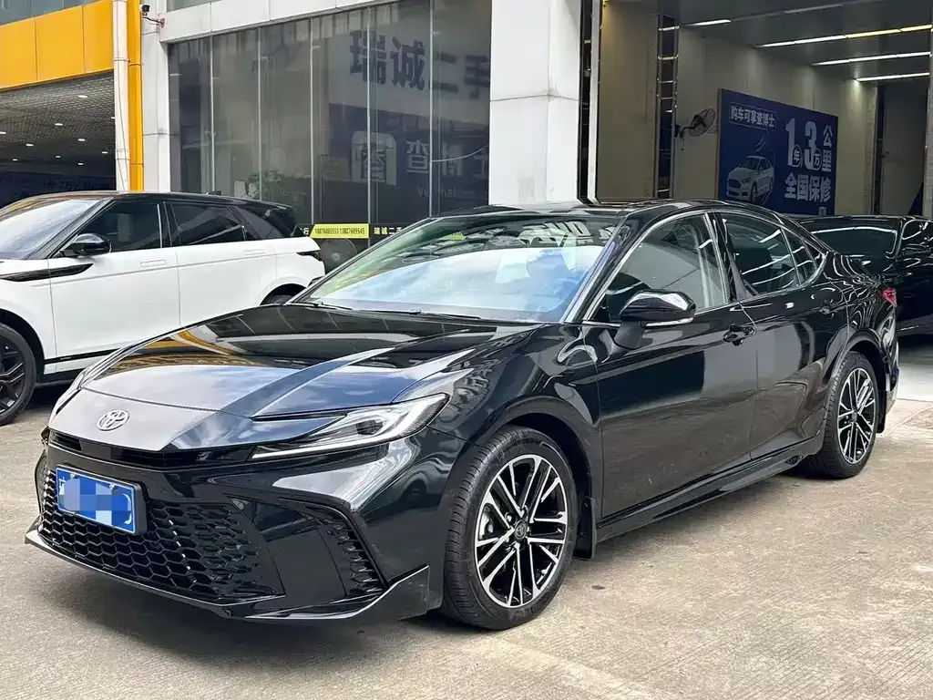Toyota Camry 2025 из CN, фото 1