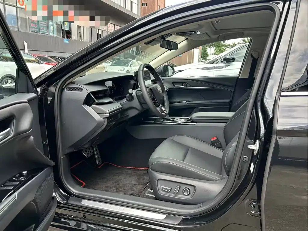 Toyota Camry 2025 из CN, фото 4