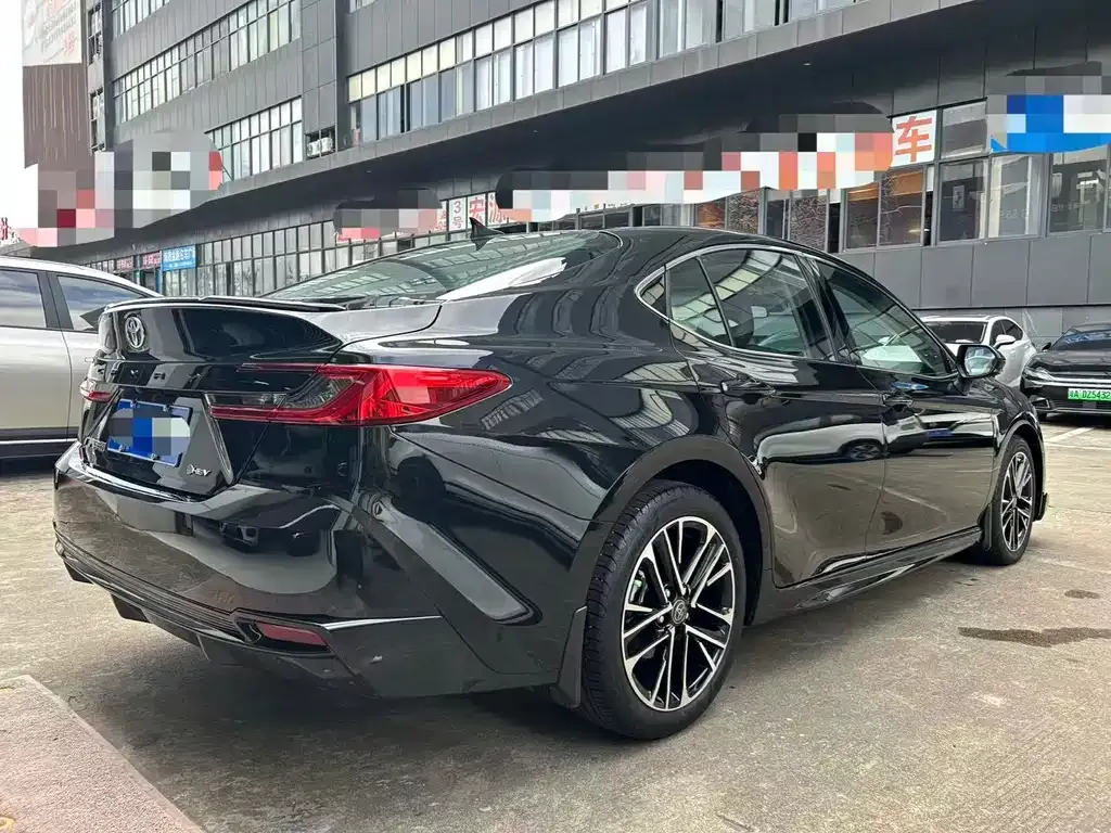 Toyota Camry 2025 из CN, фото 9