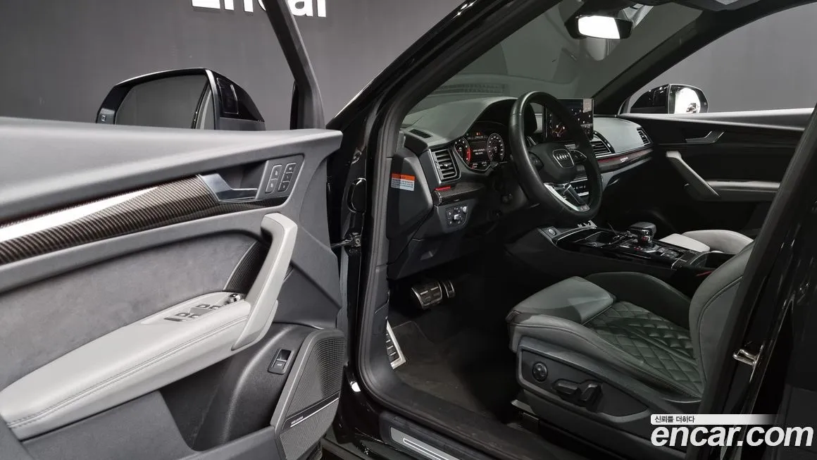 Audi SQ5 2023 из KR, фото 10
