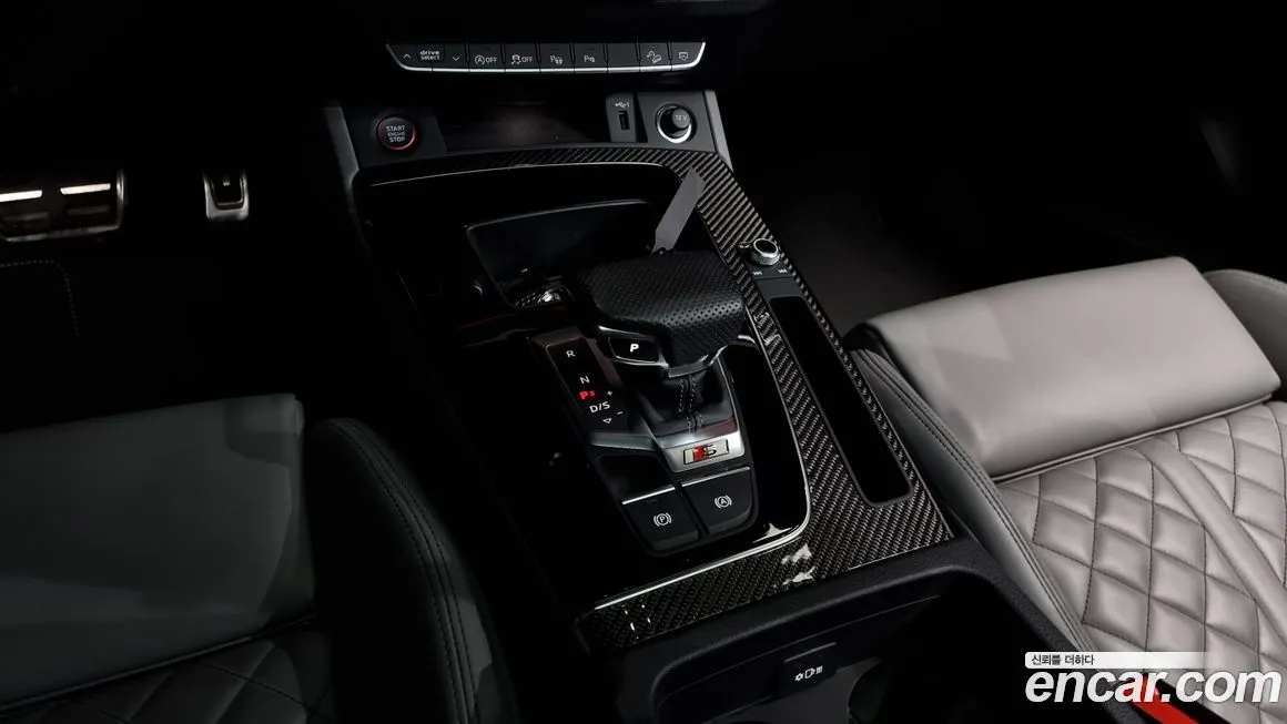 Audi SQ5 2023 из KR, фото 9