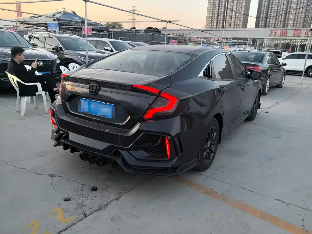 Honda Civic — фото 3