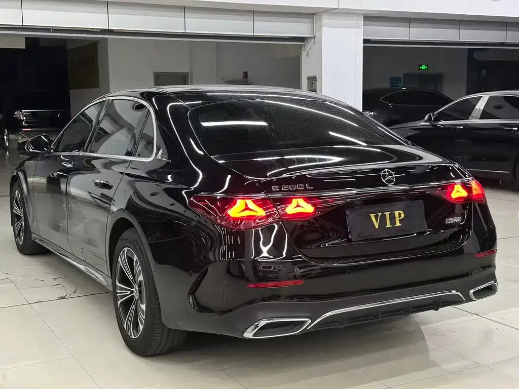 Mercedes-Benz E-Class 2024 из CN, фото 9