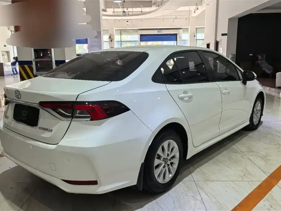 Toyota Corolla 2022 из CN, фото 3