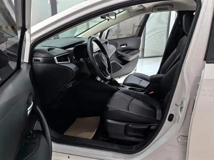 Toyota Corolla 2022 из CN, фото 9