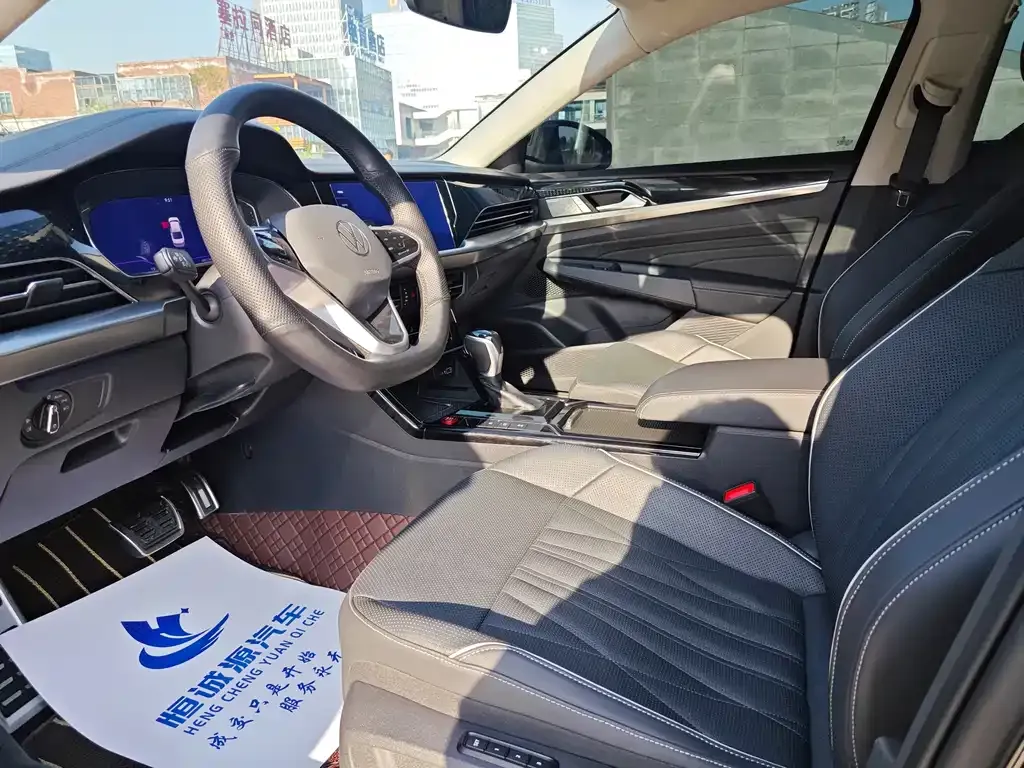 Volkswagen Passat 2023 из CN, фото 6