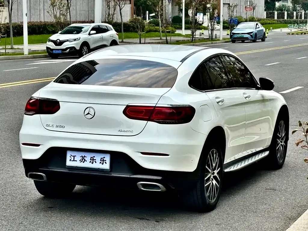 Mercedes-Benz GLC Coupe 2023 из CN, фото 7