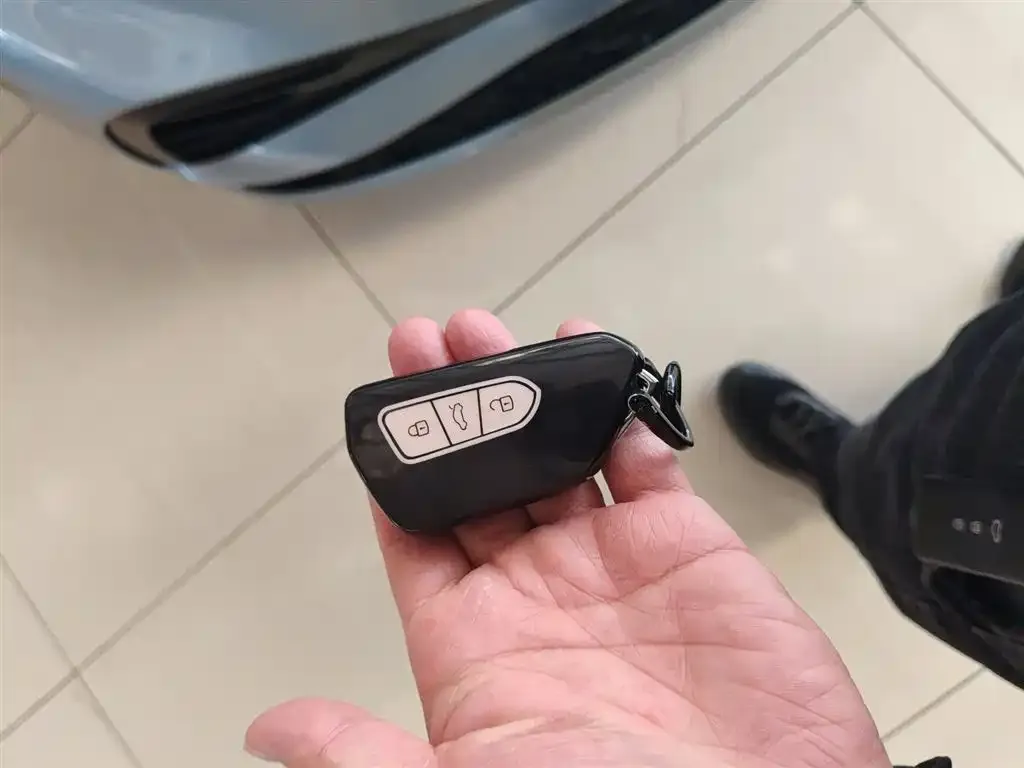 Volkswagen ID.4 X 2024 из CN, фото 9