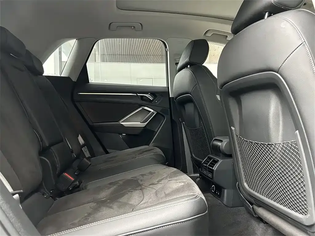 Audi Q3 2022 из CN, фото 7