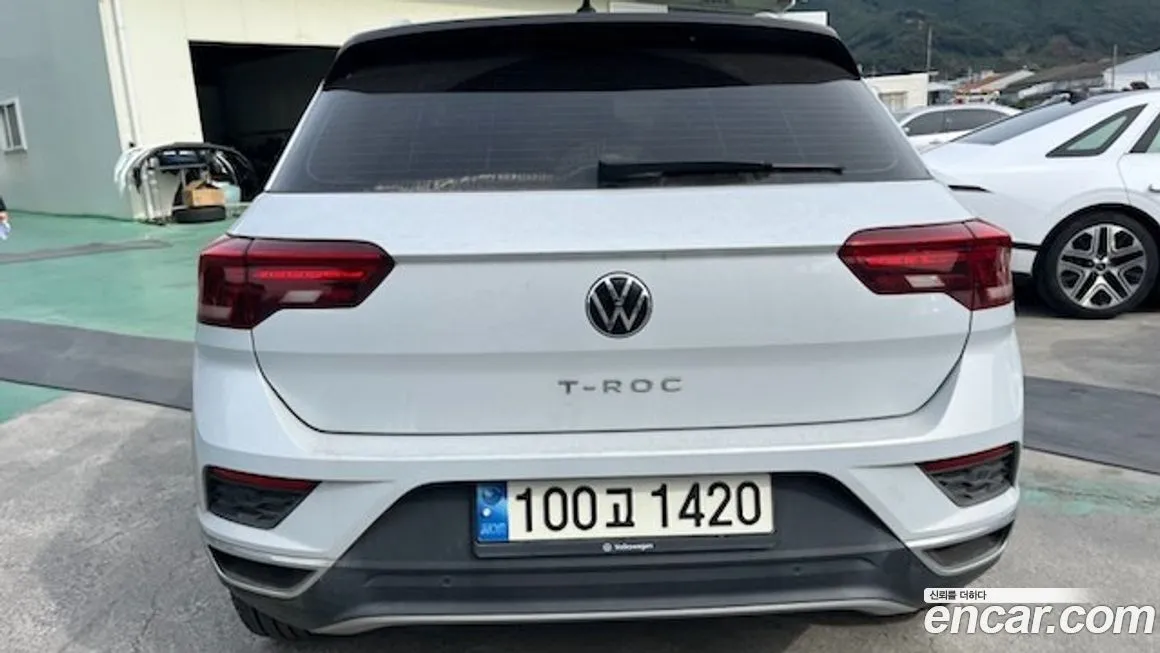 Volkswagen T-Roc — фото 4