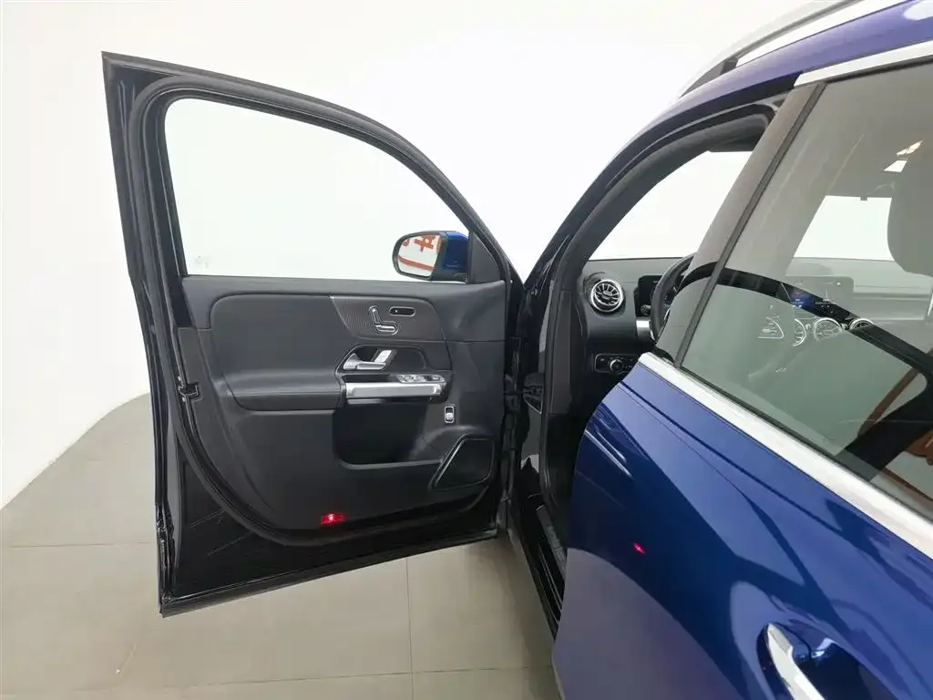 Mercedes-Benz EQB 2024 из CN, фото 8
