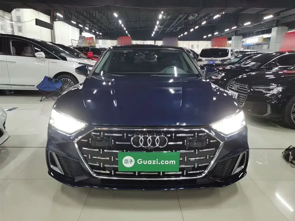 Audi A7L 2023 из CN, фото 3