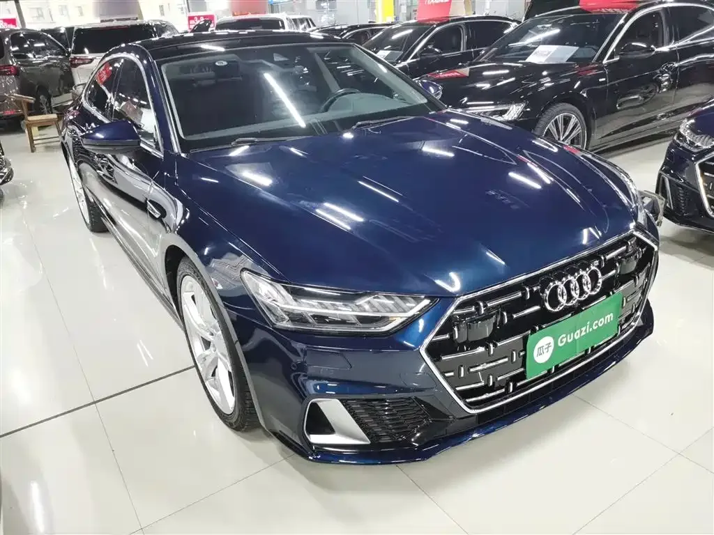 Audi A7L 2023 из CN, фото 4