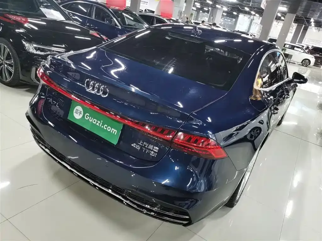 Audi A7L 2023 из CN, фото 7