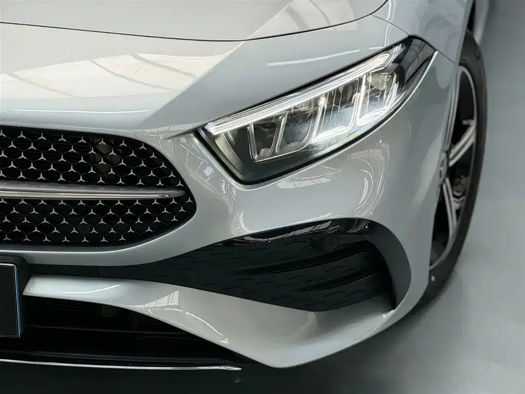 Mercedes-Benz A-Class 2023 из CN, фото 4