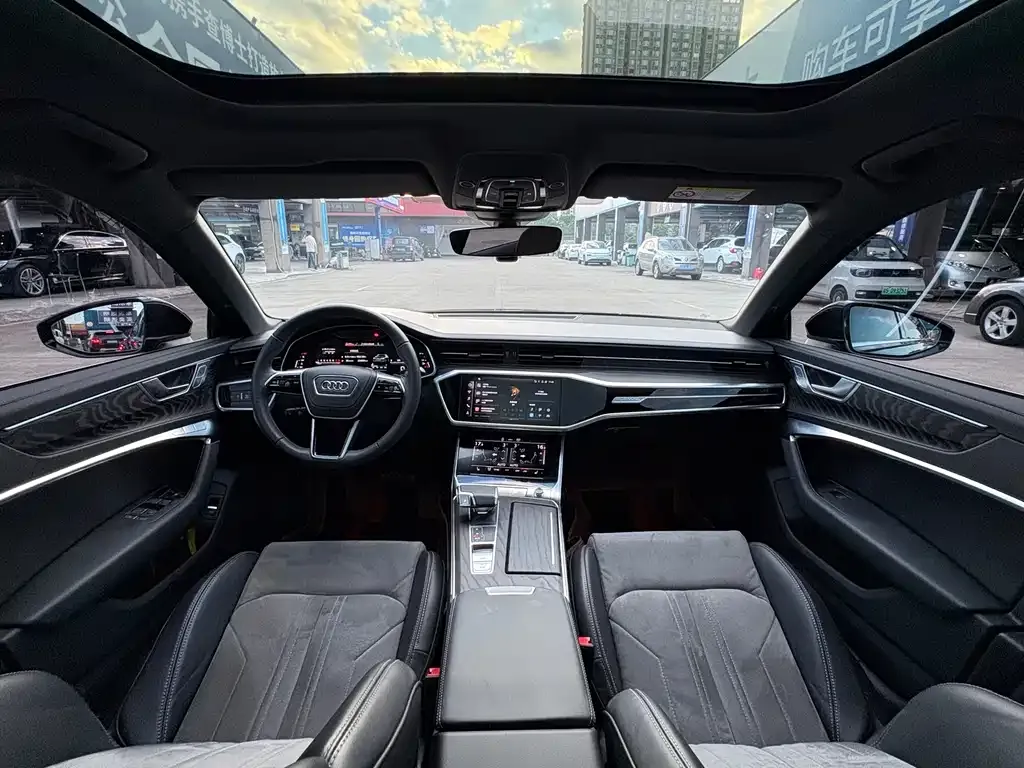 Audi A6L 2024 из CN, фото 8