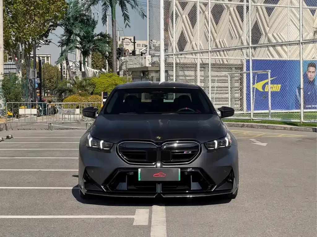 BMW M5 New Energy 2025 из CN, фото 2