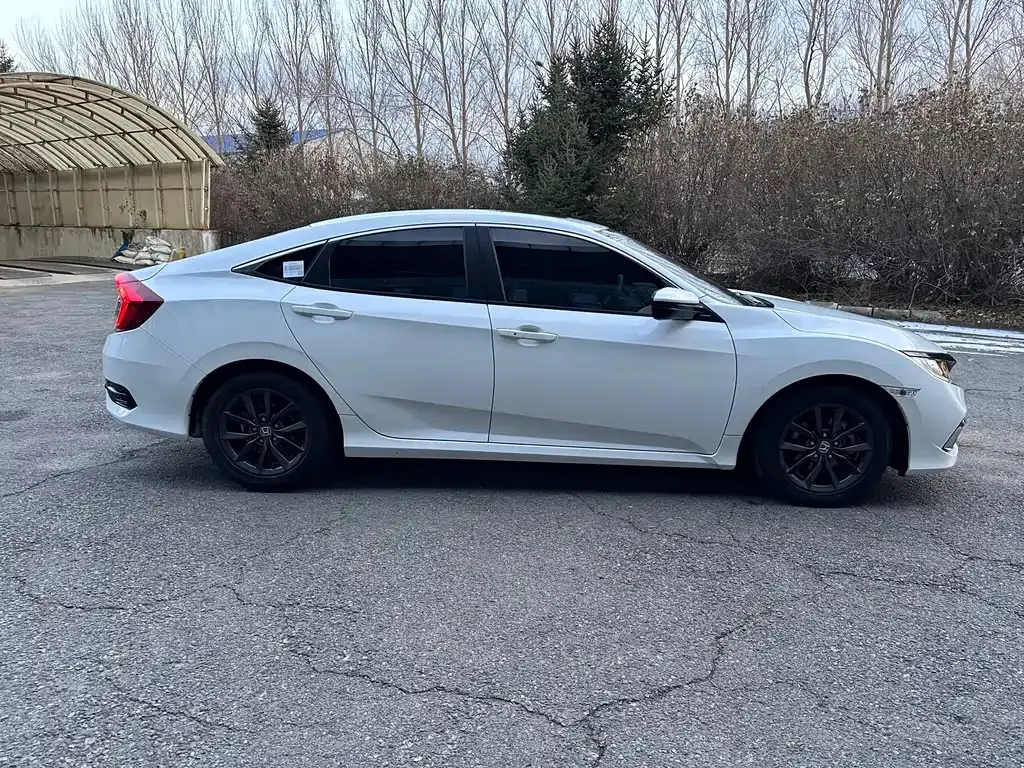 Honda Civic 2021 из CN, фото 4