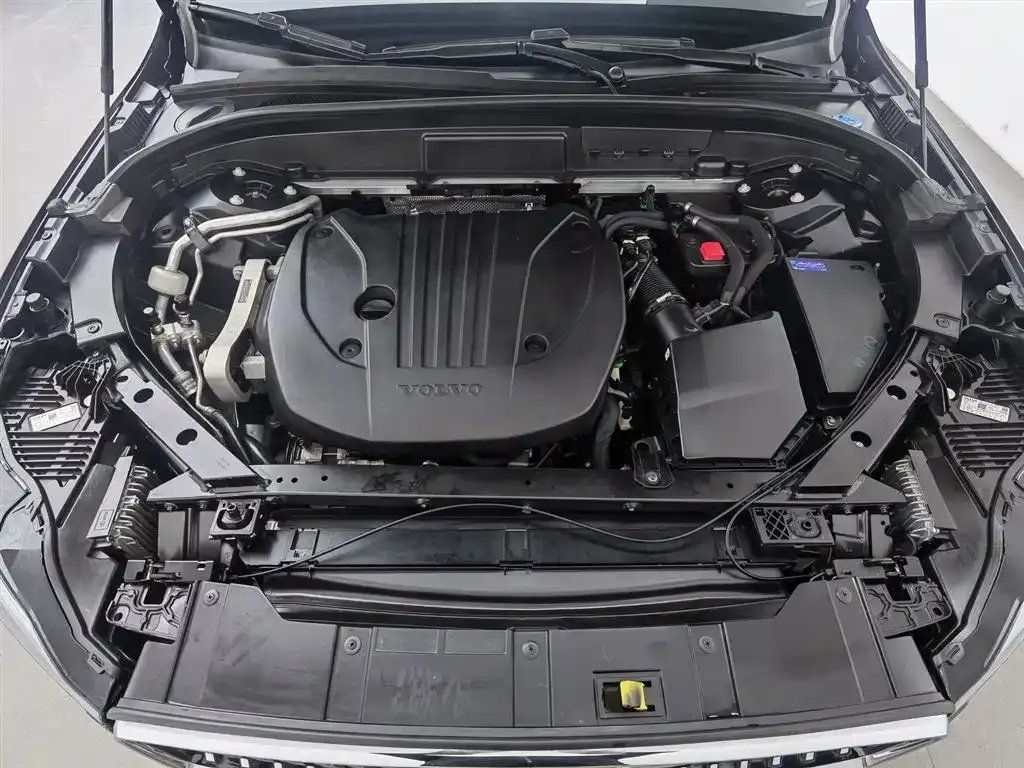Volvo XC60 2021 из CN, фото 6