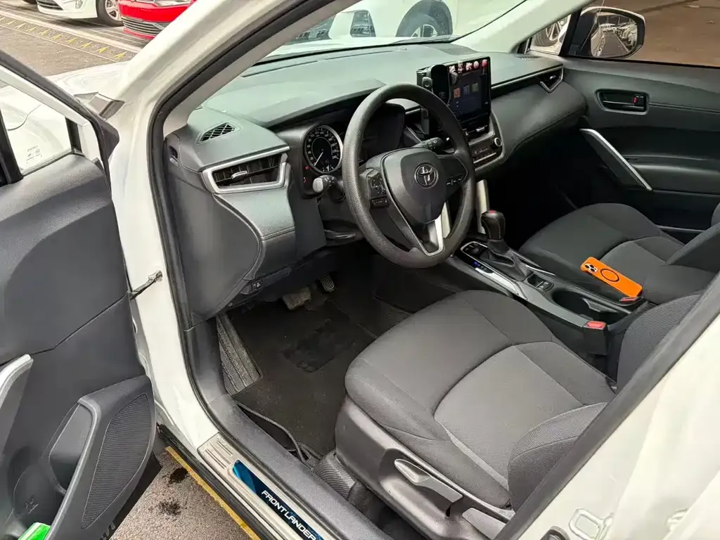 Toyota Frontlander 2022 из CN, фото 4