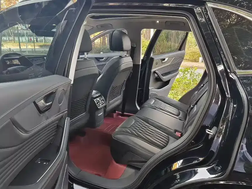 Hongqi HS5 2024 из CN, фото 5