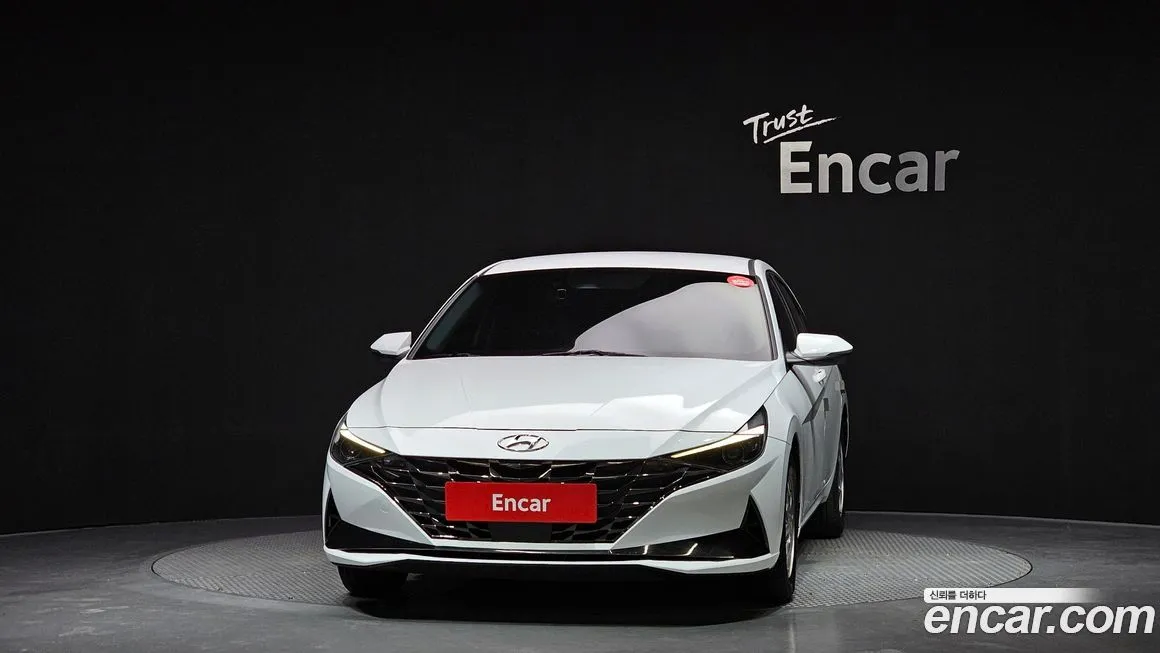 Hyundai AVANTE — фото 3
