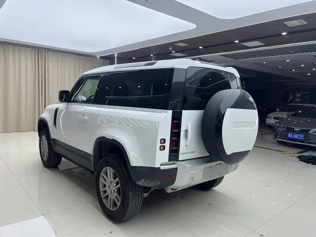 Land Rover Defender 2025 из CN, фото 9