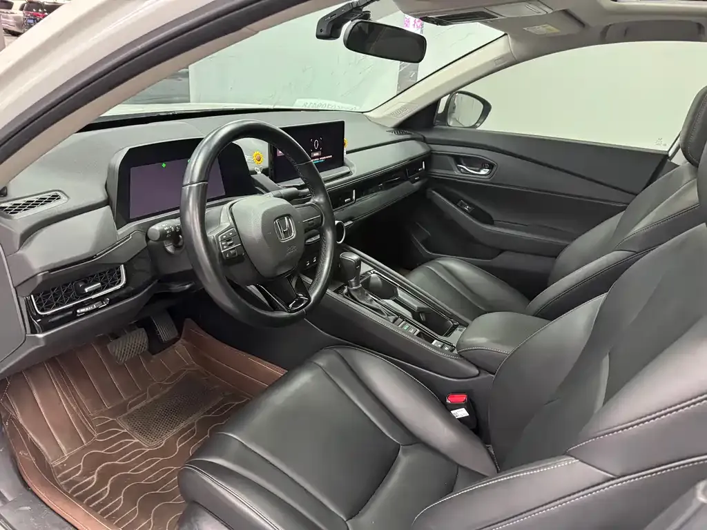 Honda Inspire 2023 из CN, фото 8