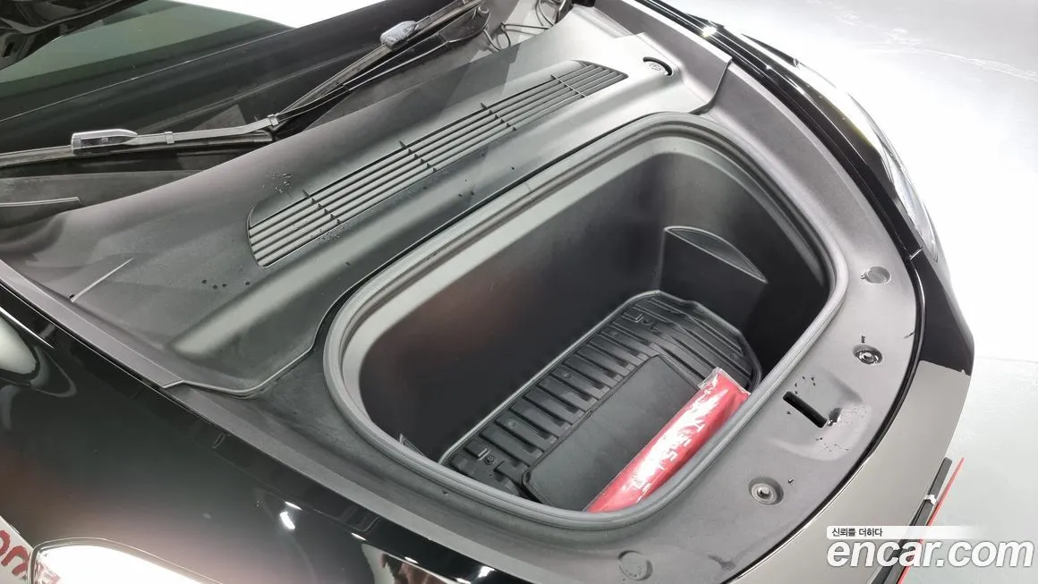 Tesla Model Y 2024 из KR, фото 6