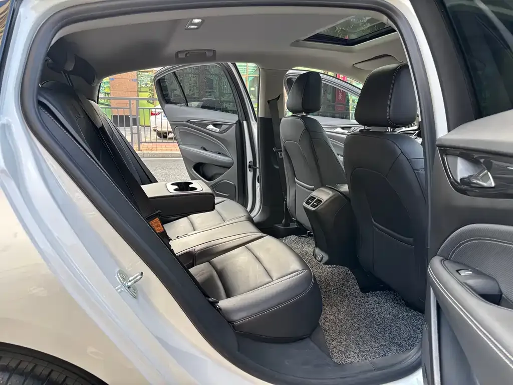 Buick Regal — фото 8