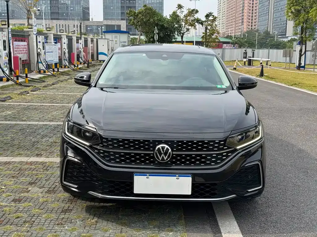 Volkswagen Passat 2021 из CN, фото 3