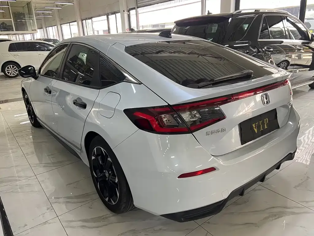 Honda Civic 2023 из CN, фото 4