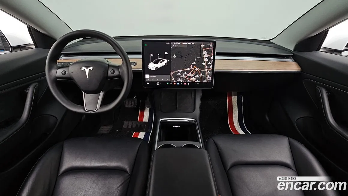 Tesla Model 3 — фото 7
