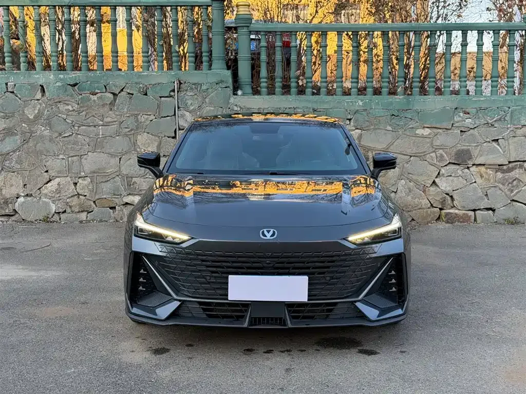 Changan UNI-V 2022 из CN, фото 2