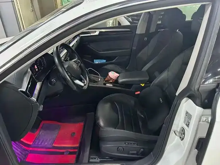 Volkswagen CC 2022 из CN, фото 4