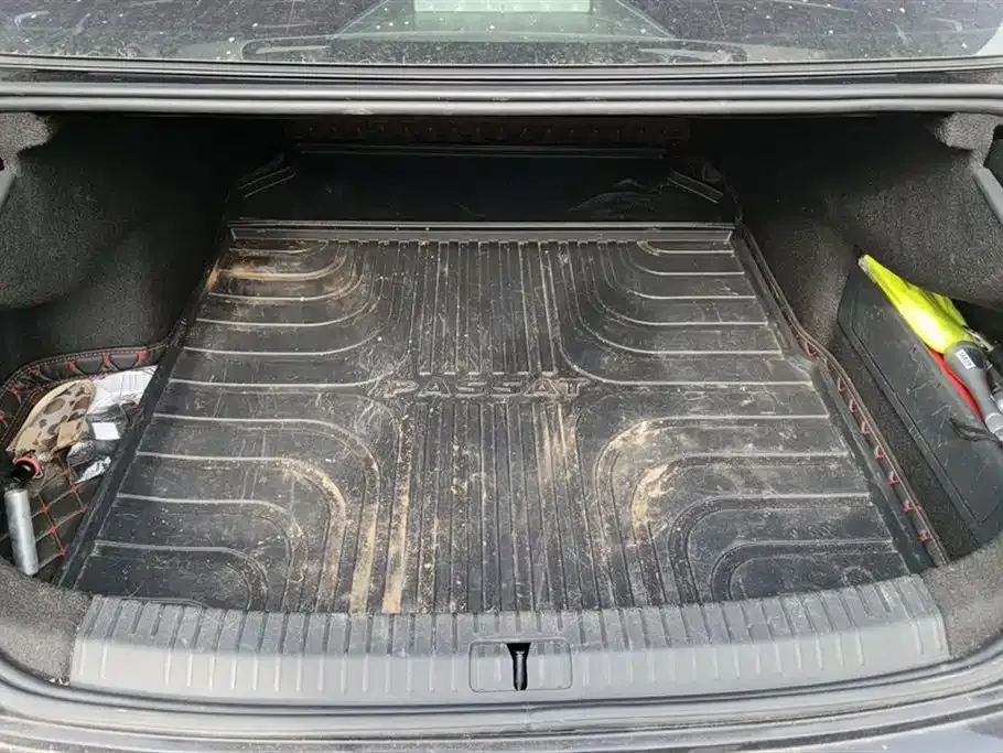 Volkswagen Passat — фото 4