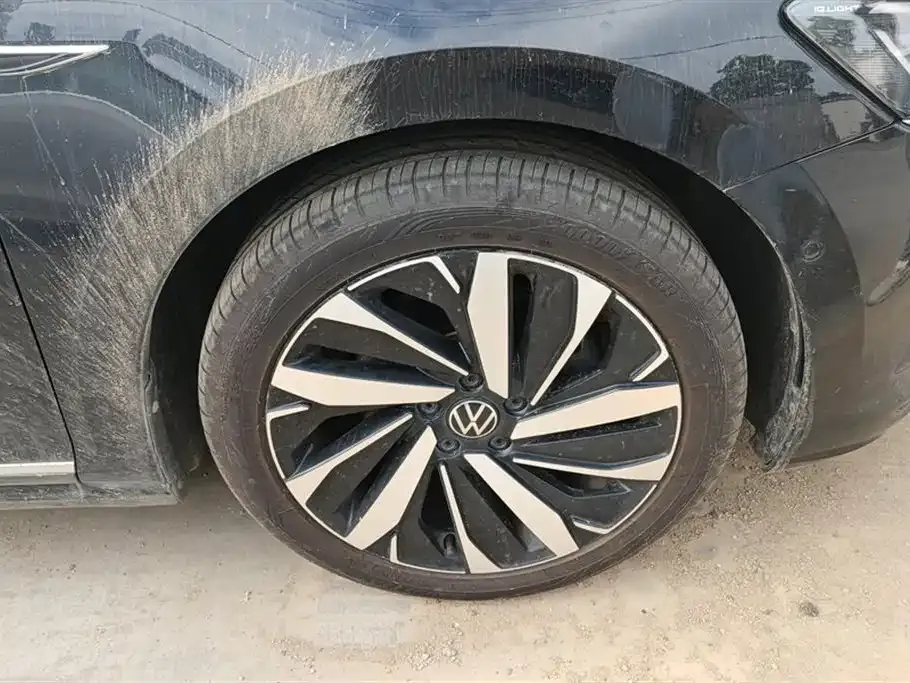 Volkswagen Passat — фото 6