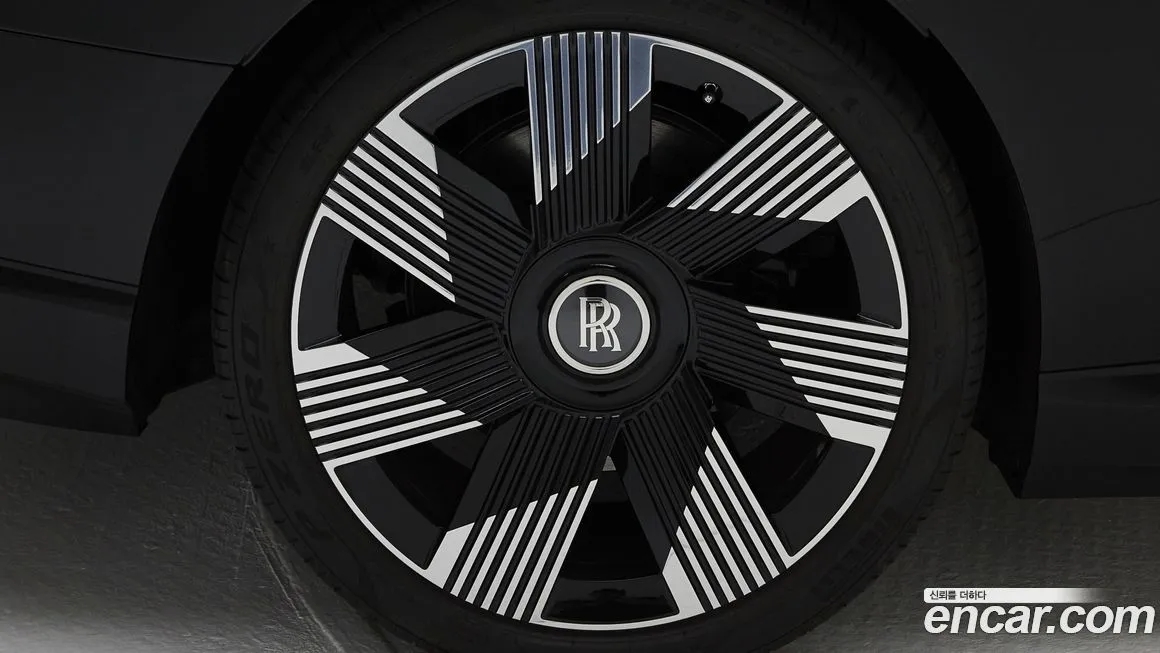 Rolls-Royce Spectre 2024 из KR, фото 9