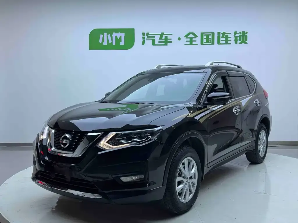 Nissan X-Trail — фото 1
