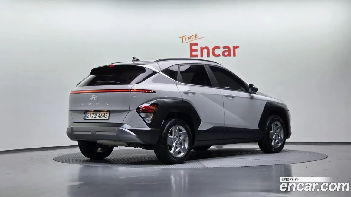 Hyundai Kona — фото 2