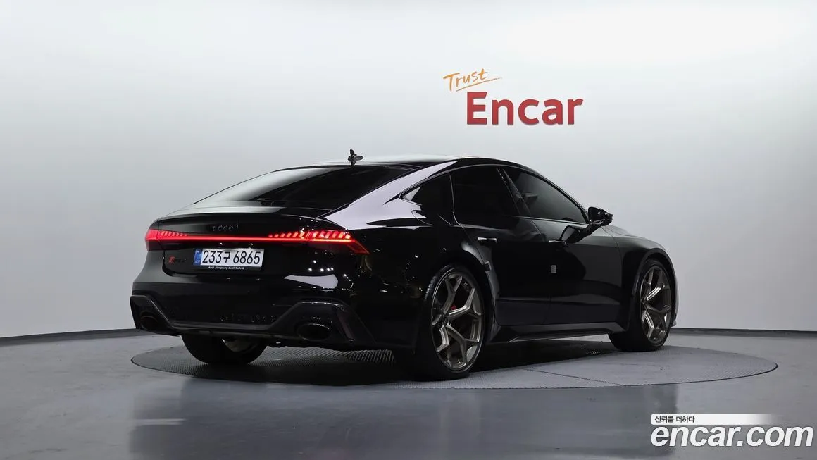 Audi RS7 2025 из KR, фото 2