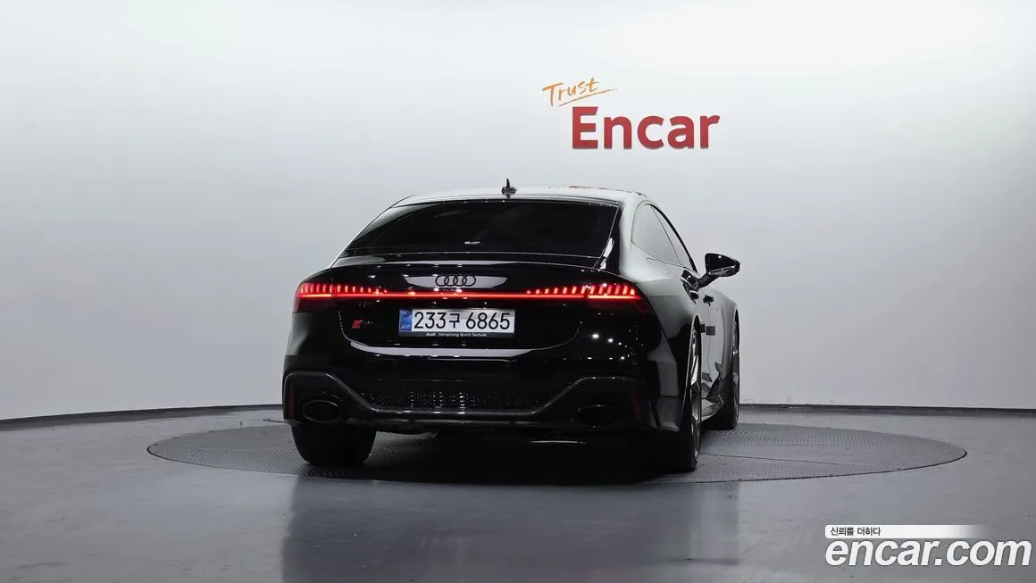 Audi RS7 2025 из KR, фото 4