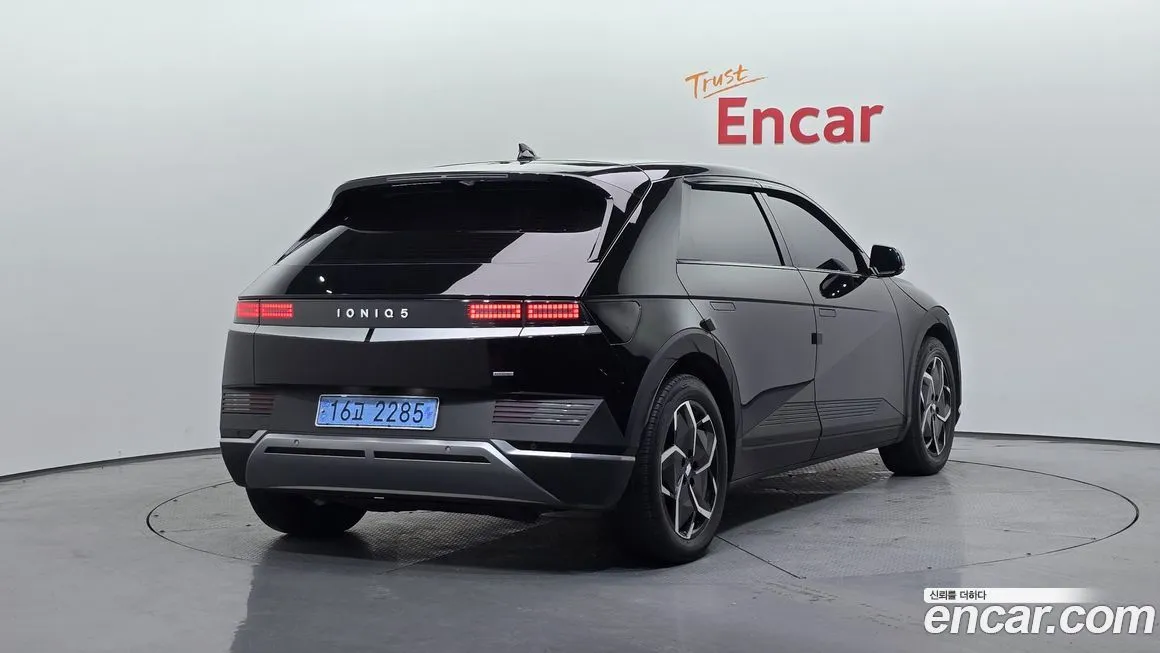 Hyundai Ioniq5 — фото 2