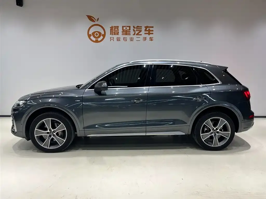 Audi Q5L 2021 из CN, фото 3