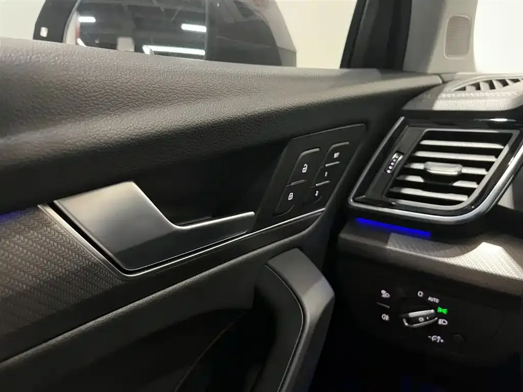 Audi Q5L 2021 из CN, фото 9