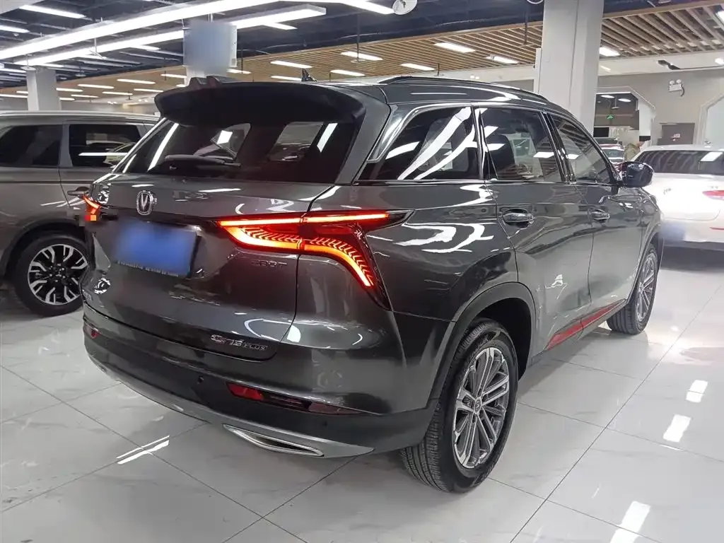 Changan CS75PLUS — фото 7